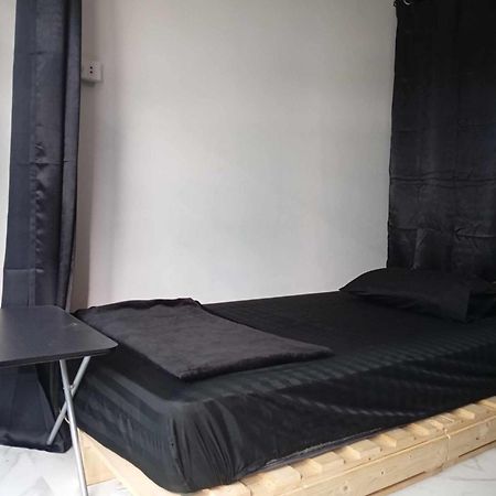 Lita Guesthouse Chiang Mai Exterior photo